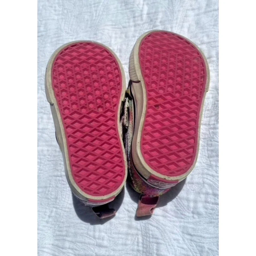 Vans Girl's Slip-On Rainglow Rainbow Colorful Baby Toddler -Size 4.0 Play Shoes